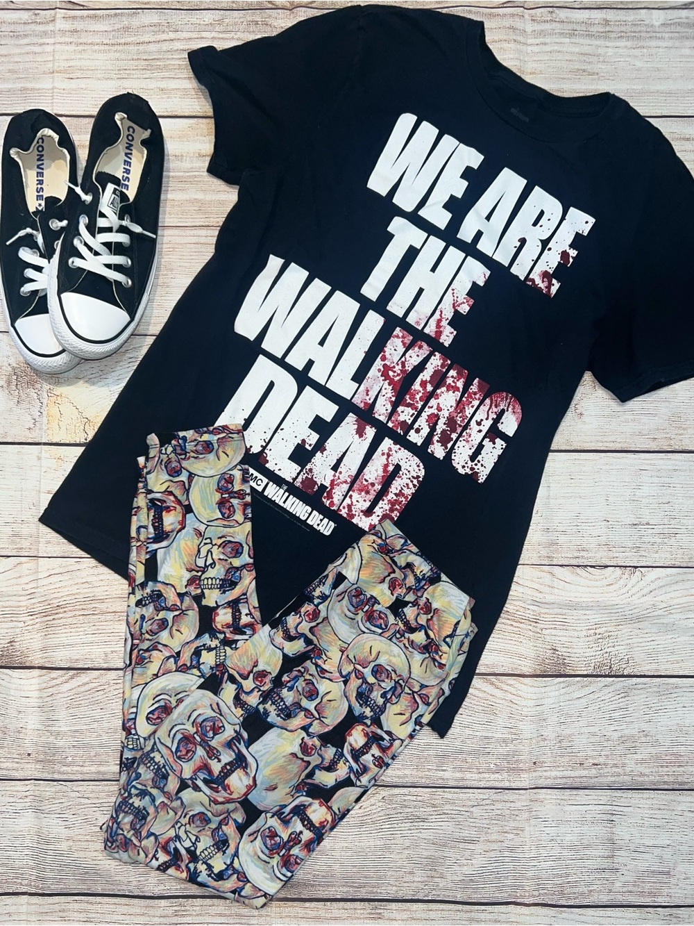 LuLaRoe Rare Skull OS Leggings